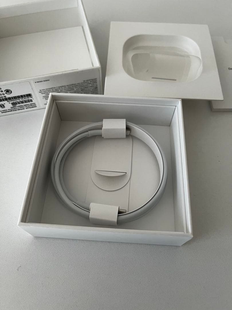 Apple AirPods 第3世代 本体 充電ケース 充電ケーブル