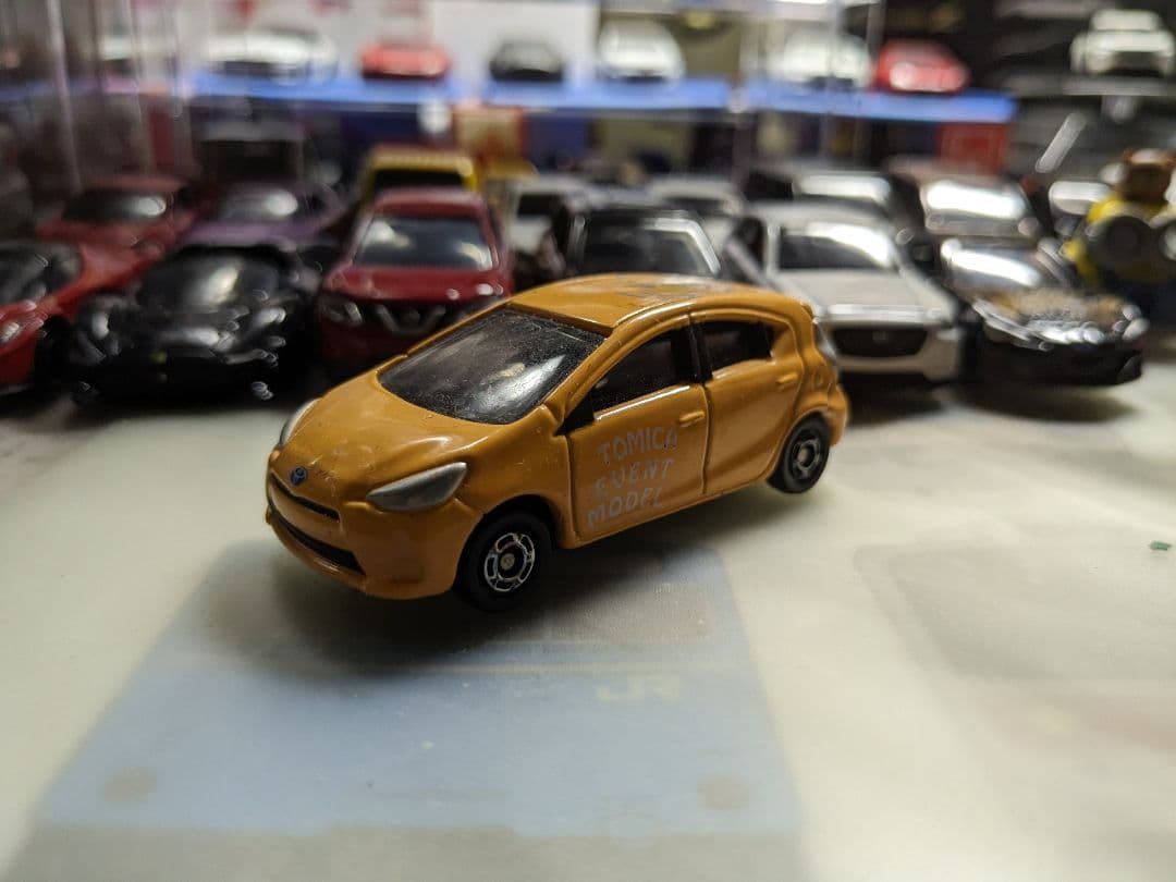 トミカ イベントモデル No.34 トヨタ アクア