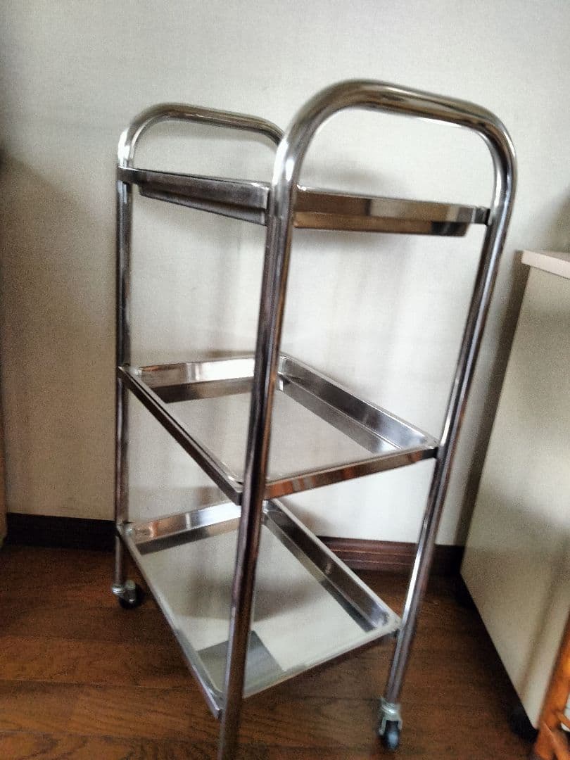 ②鍼灸 ステンレスワゴン ３段 医療用