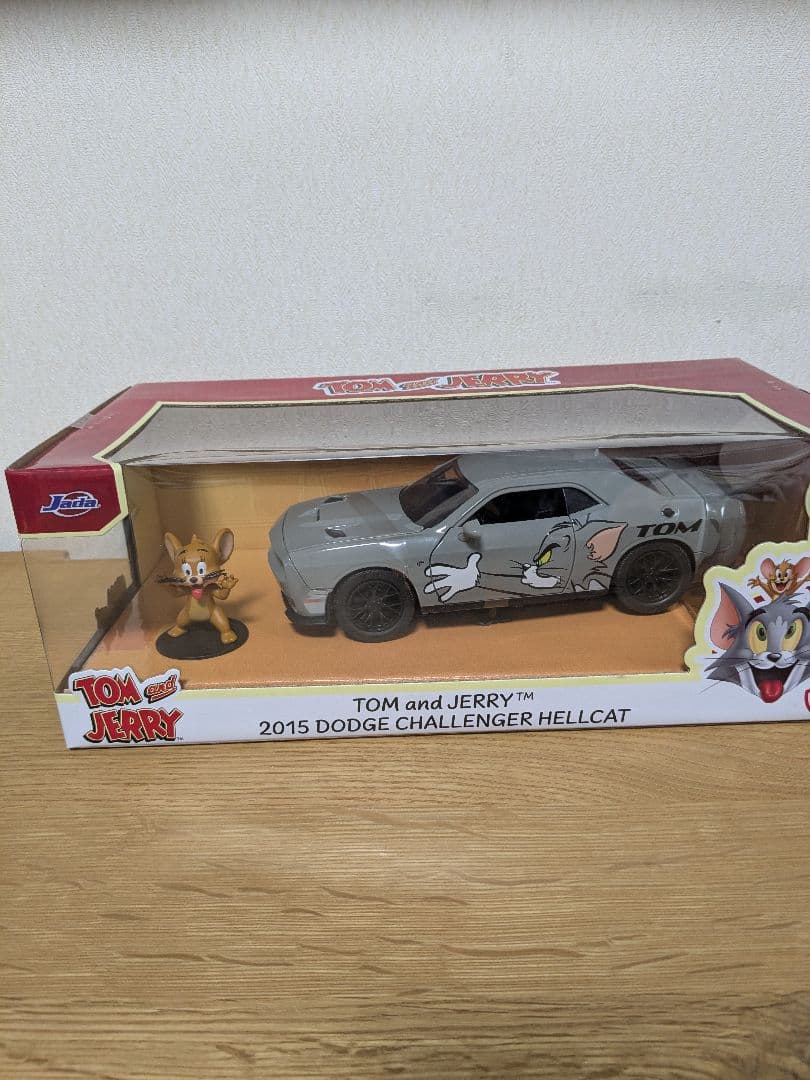 Jada トムとジェリー 2015 ダッジ チャレンジャー ヘルキャット