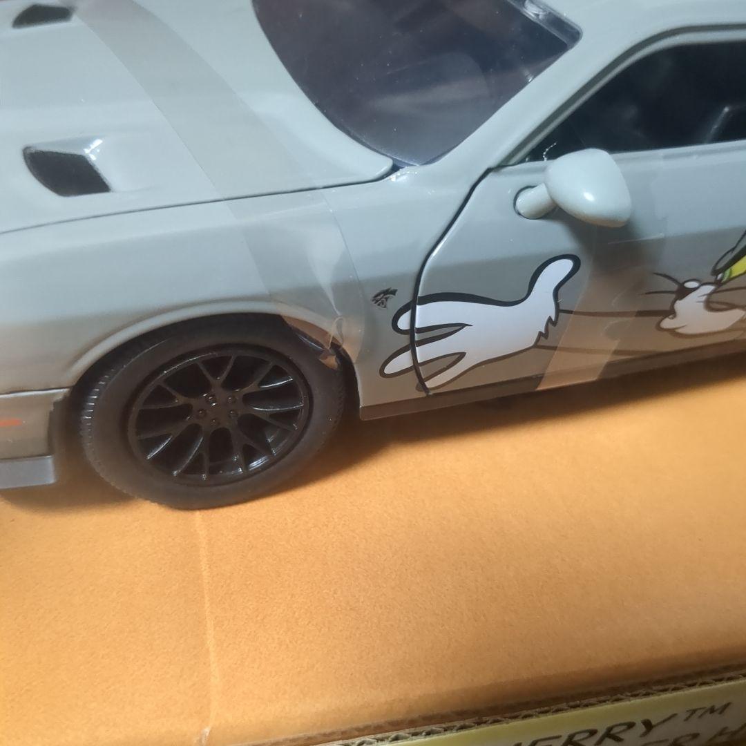 Jada トムとジェリー 2015 ダッジ チャレンジャー ヘルキャット