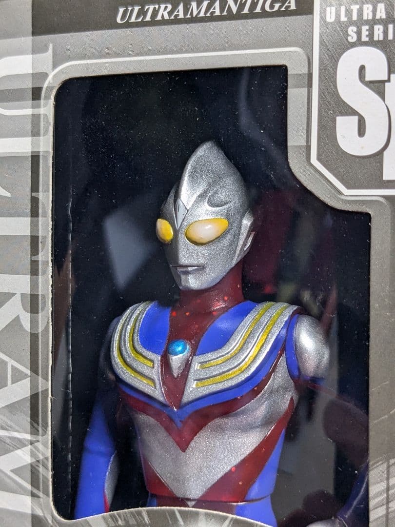 ウルトラマン　限定クリアレッドバージョンソフビ　3体セット