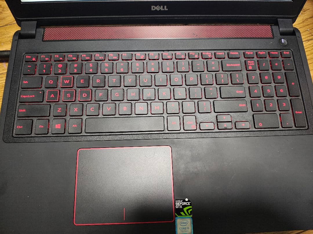 dell inspiron gaming 5577 海外モデル　訳あり