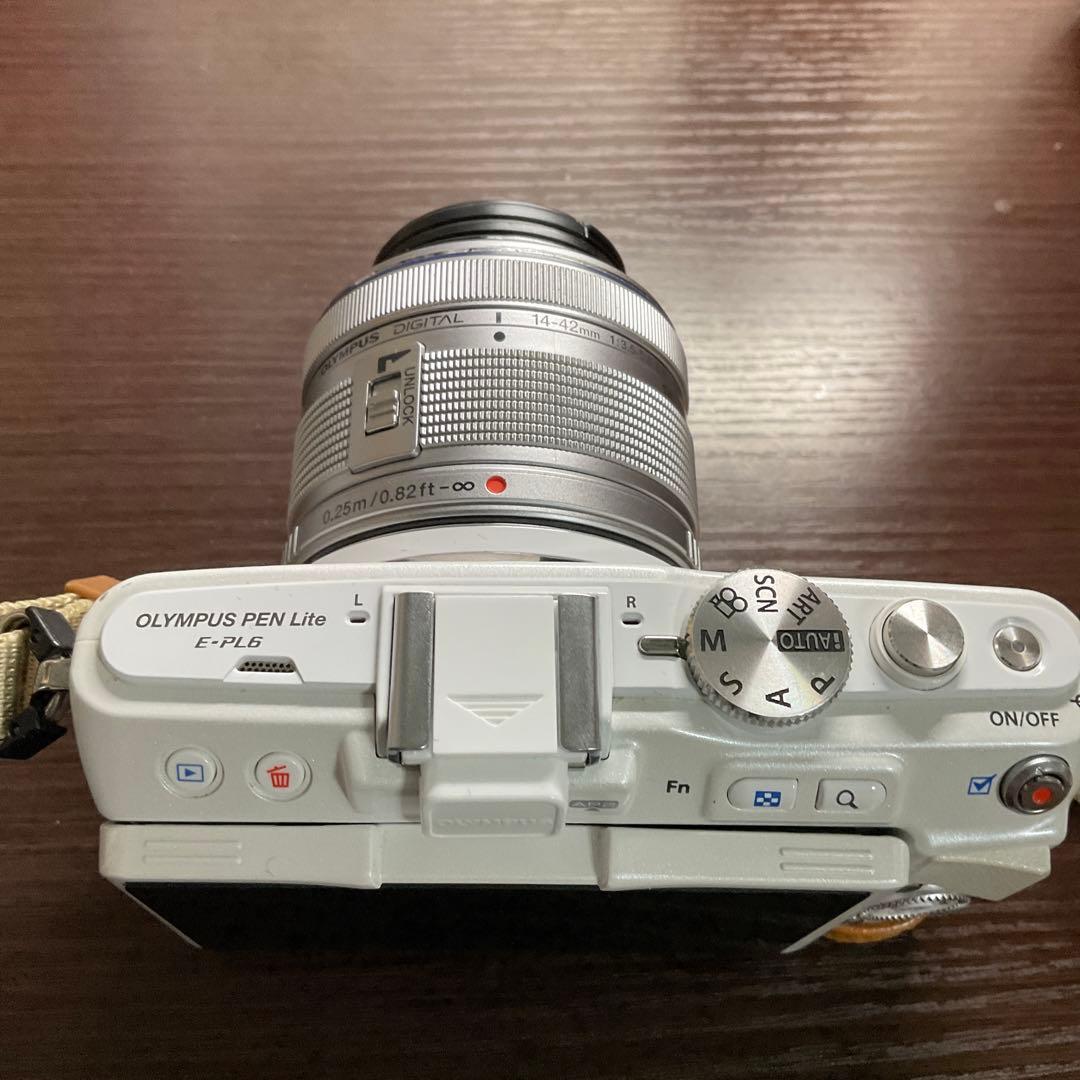 デジタルカメラ Olympuspen lite e -pl6