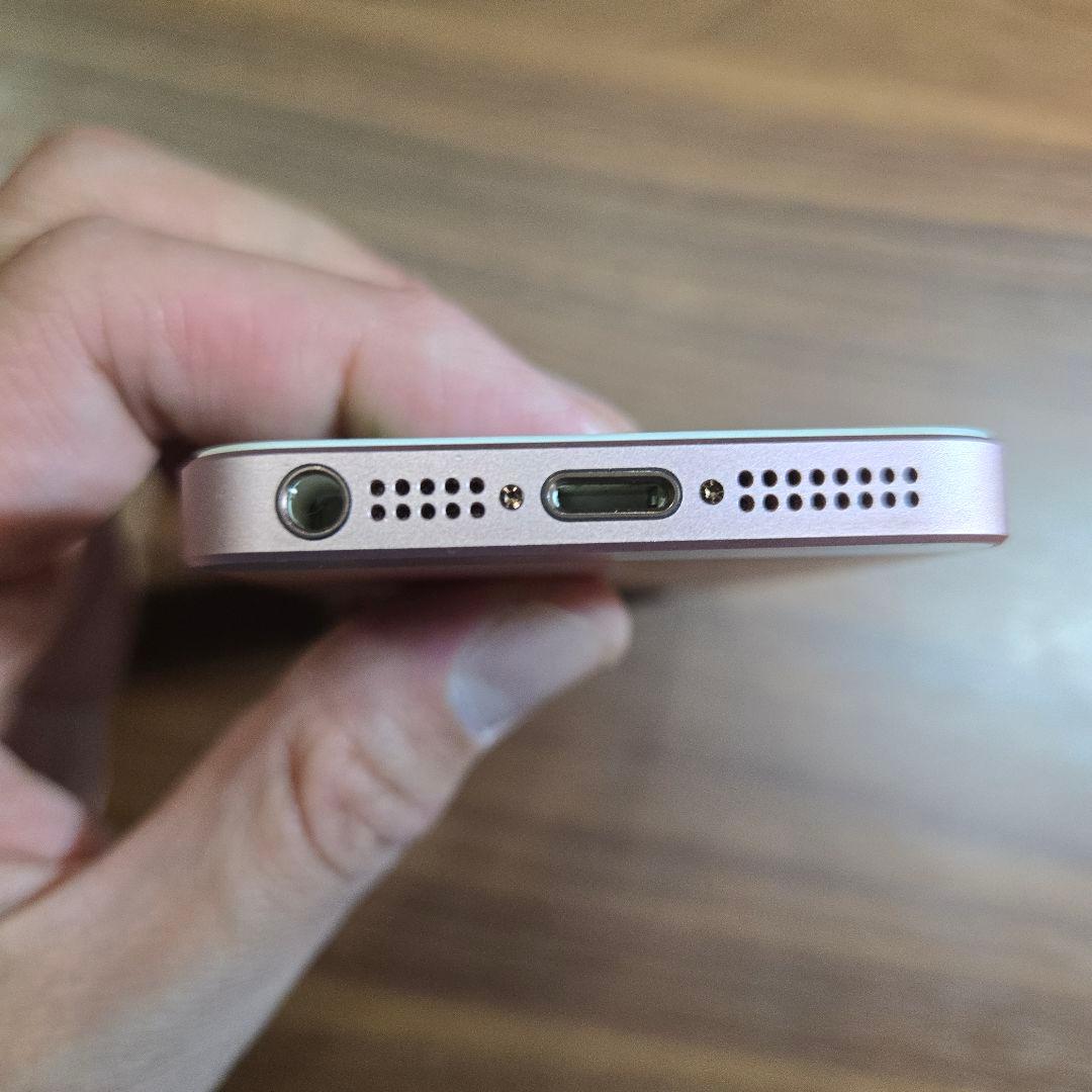 iPhone SE 32GB 第1世代 ピンク ネコポス バッテリー100％