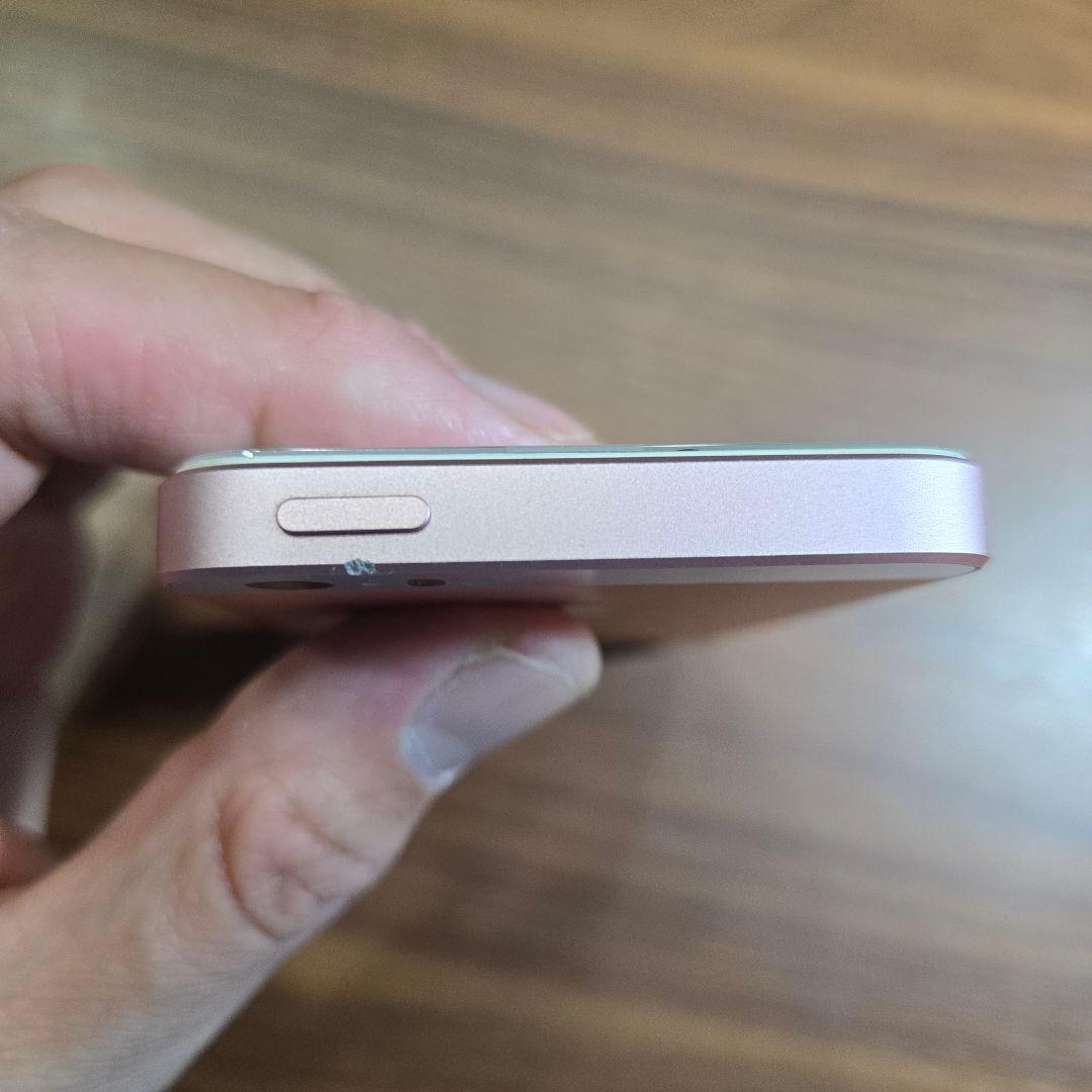 iPhone SE 32GB 第1世代 ピンク ネコポス バッテリー100％