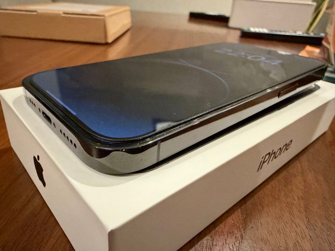 【美品】 値下 iPhone14 Pro 1TB スペースブラック　SIMフリー