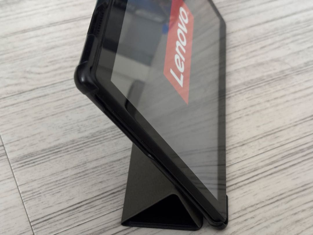 Lenovo TB-X505F Androidタブレット 本体 ケース付き