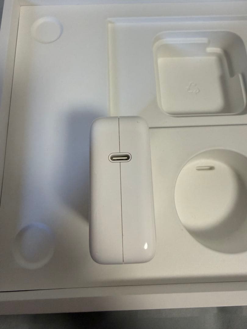 【美品】MacBook Air M3 13インチ 2024 24GB 1TB