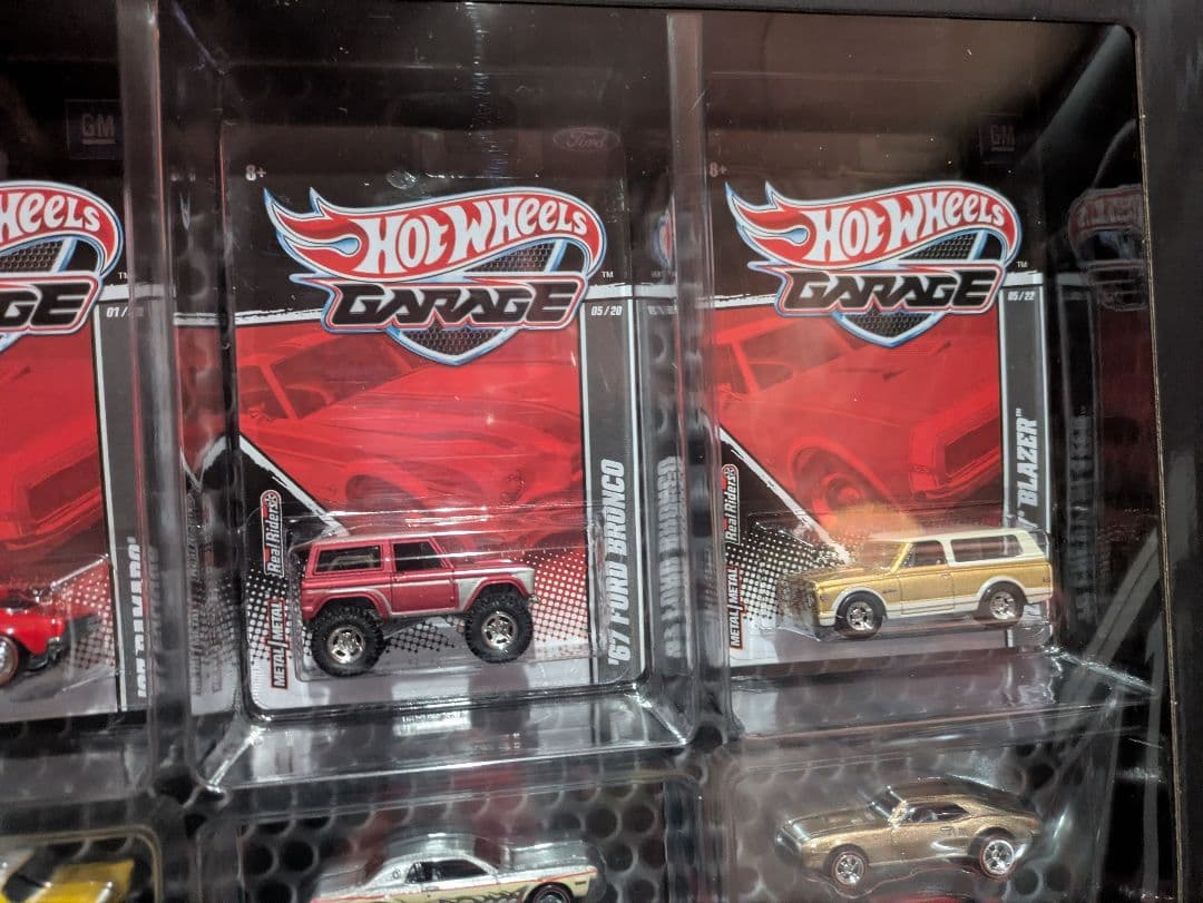 ホットウィール Garage Ford vs GM 20台セット ガレージ