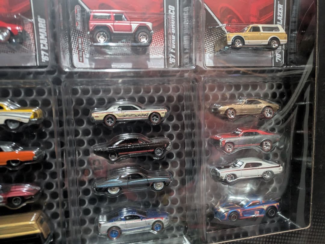 ホットウィール Garage Ford vs GM 20台セット ガレージ