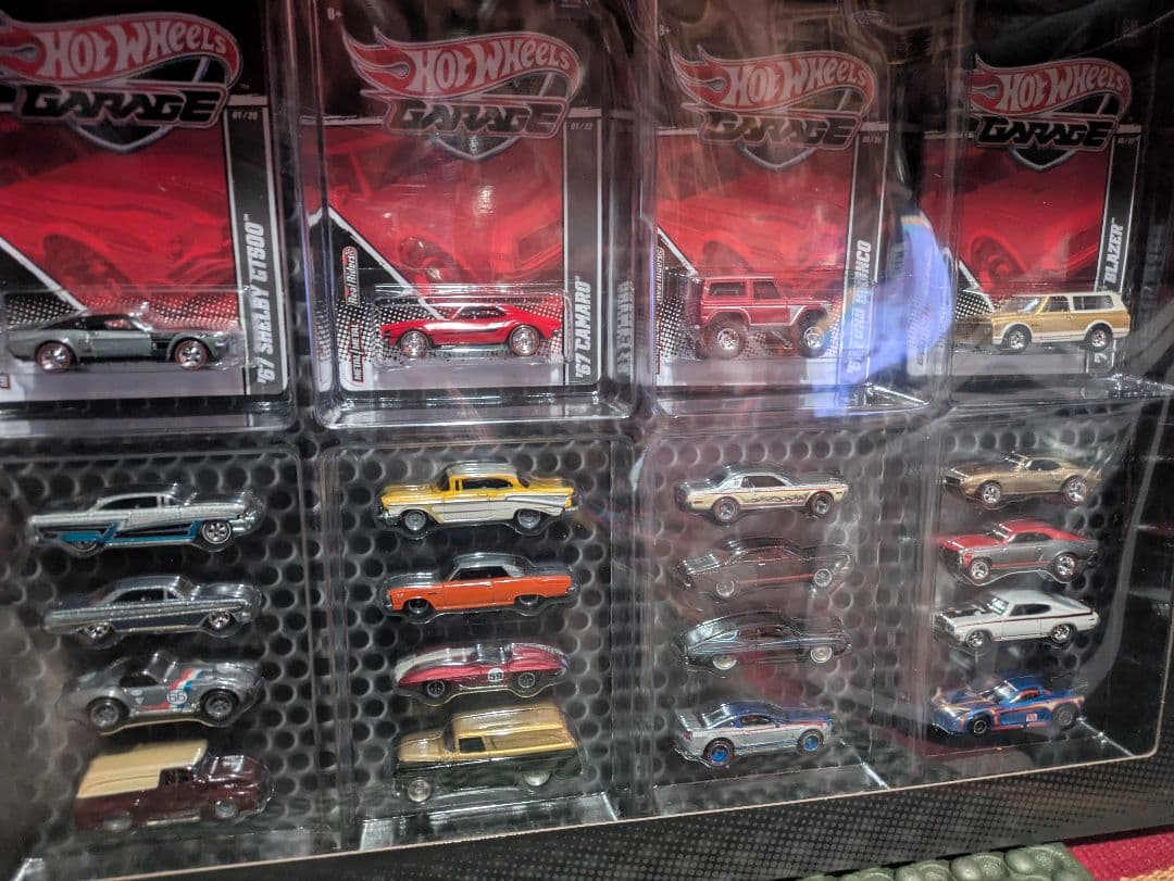 ホットウィール Garage Ford vs GM 20台セット ガレージ