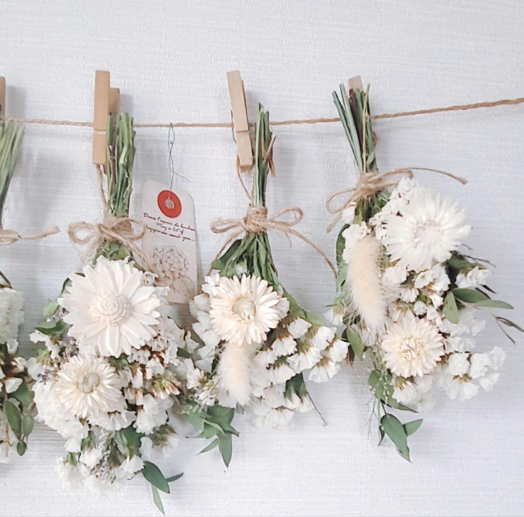 大大　ホワイト系たっぷり小花のドライフラワースワッグガーランド　花束ガーランド