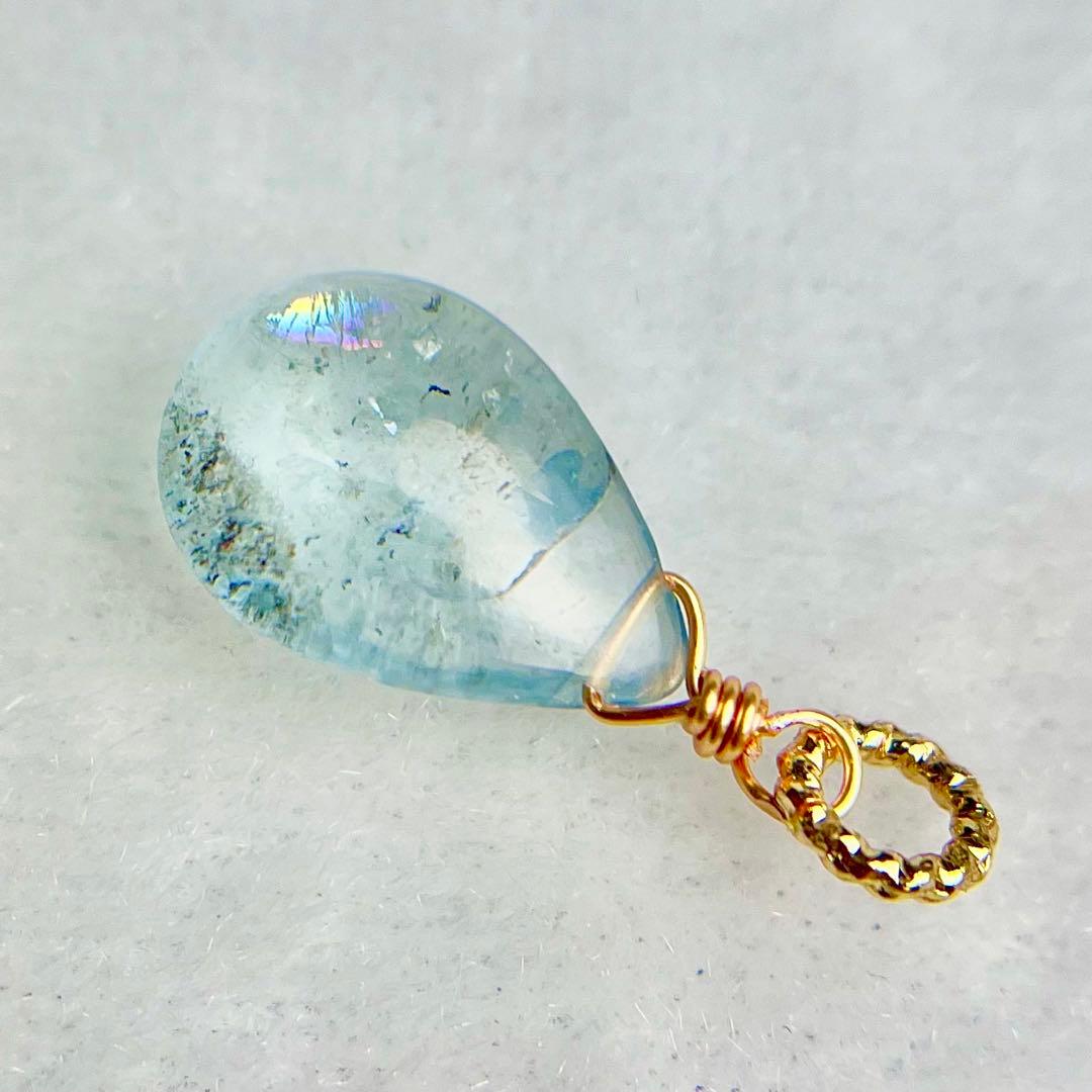 14kgf アクアマリン 虹あり　チャーム ネックレス ペンダント トップ