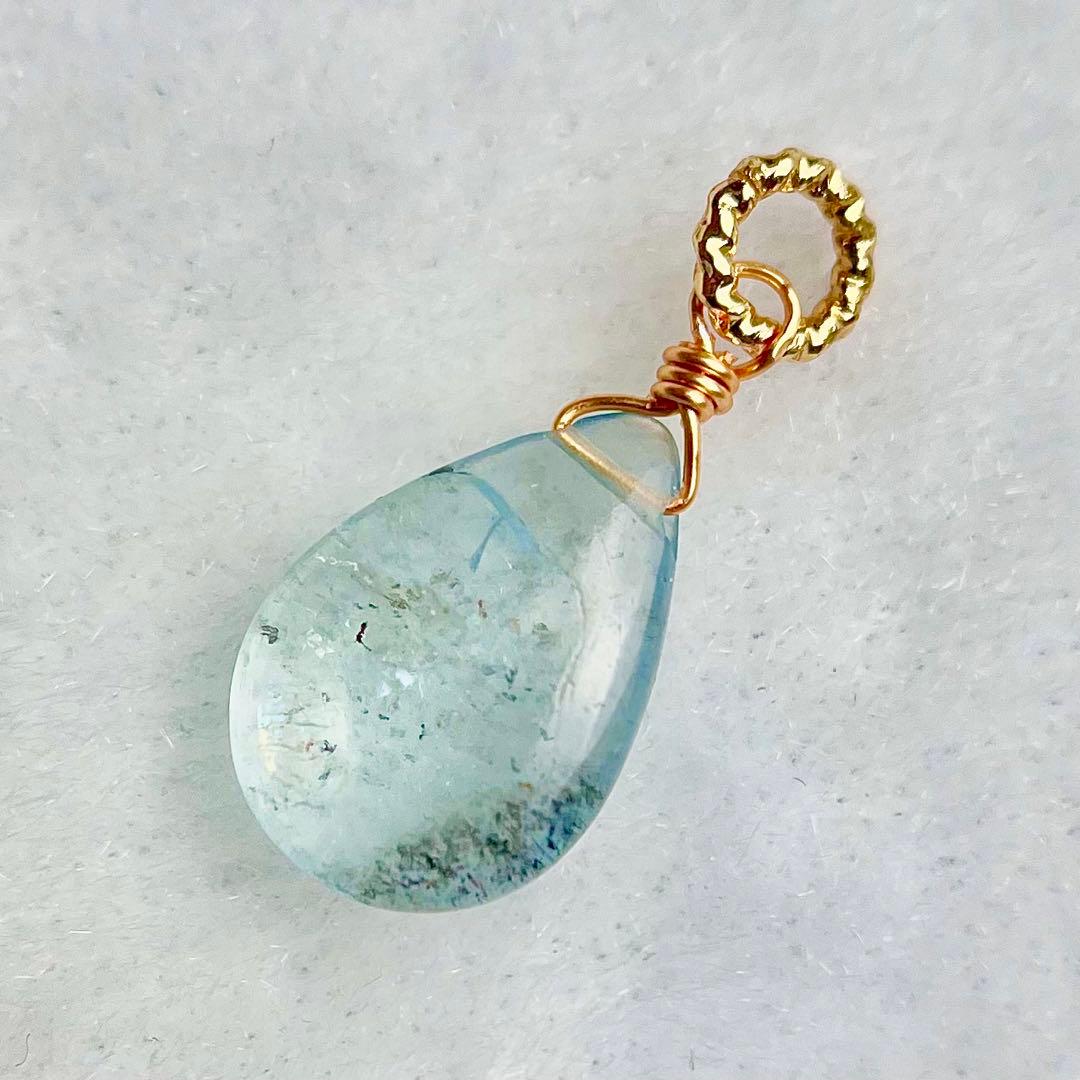 14kgf アクアマリン 虹あり　チャーム ネックレス ペンダント トップ