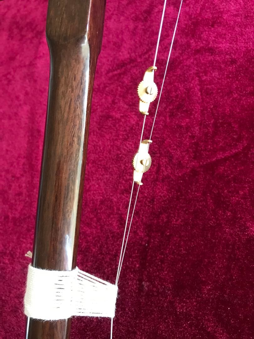 二胡★在庫処分・60%OFF★錦蛇皮★新中古品★必需品揃い★初心者にお勧め