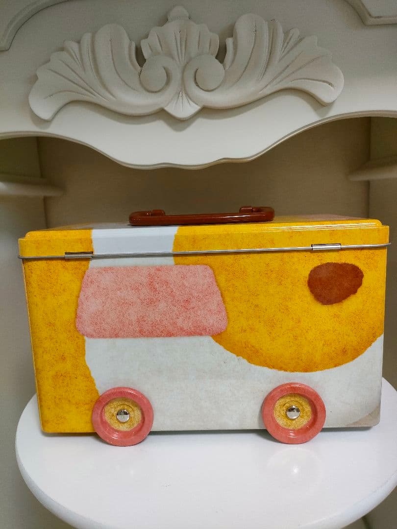 モルカー　PUIPUIモルカー缶　ポテト　車輪付き　持ち手付き