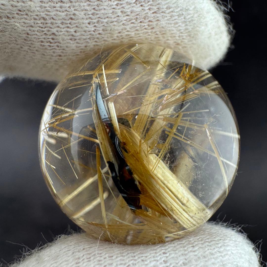 M-14タイチンルチルスフィア　丸玉　天然石　クリスタル　タイチンルチルクォーツ