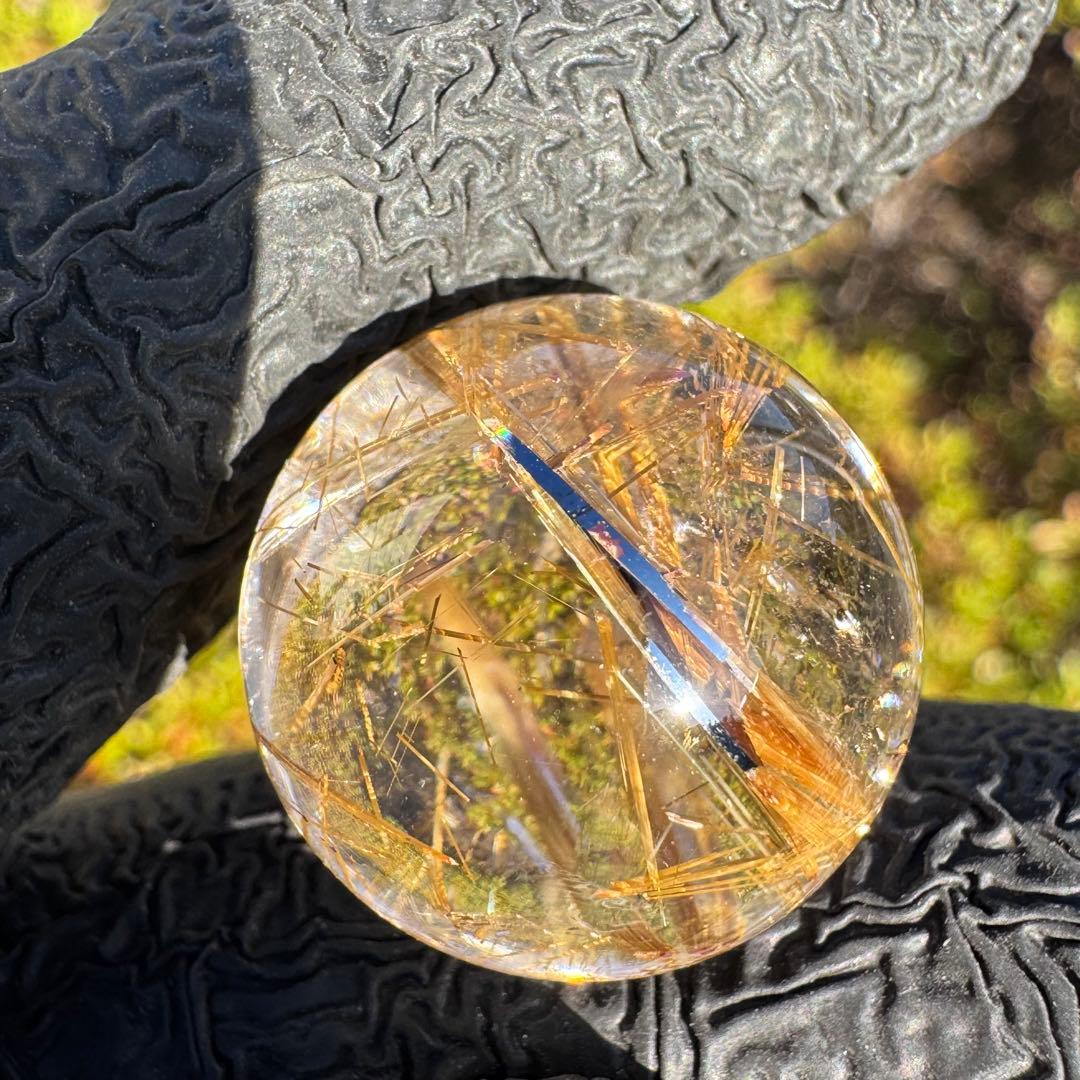 M-14タイチンルチルスフィア　丸玉　天然石　クリスタル　タイチンルチルクォーツ