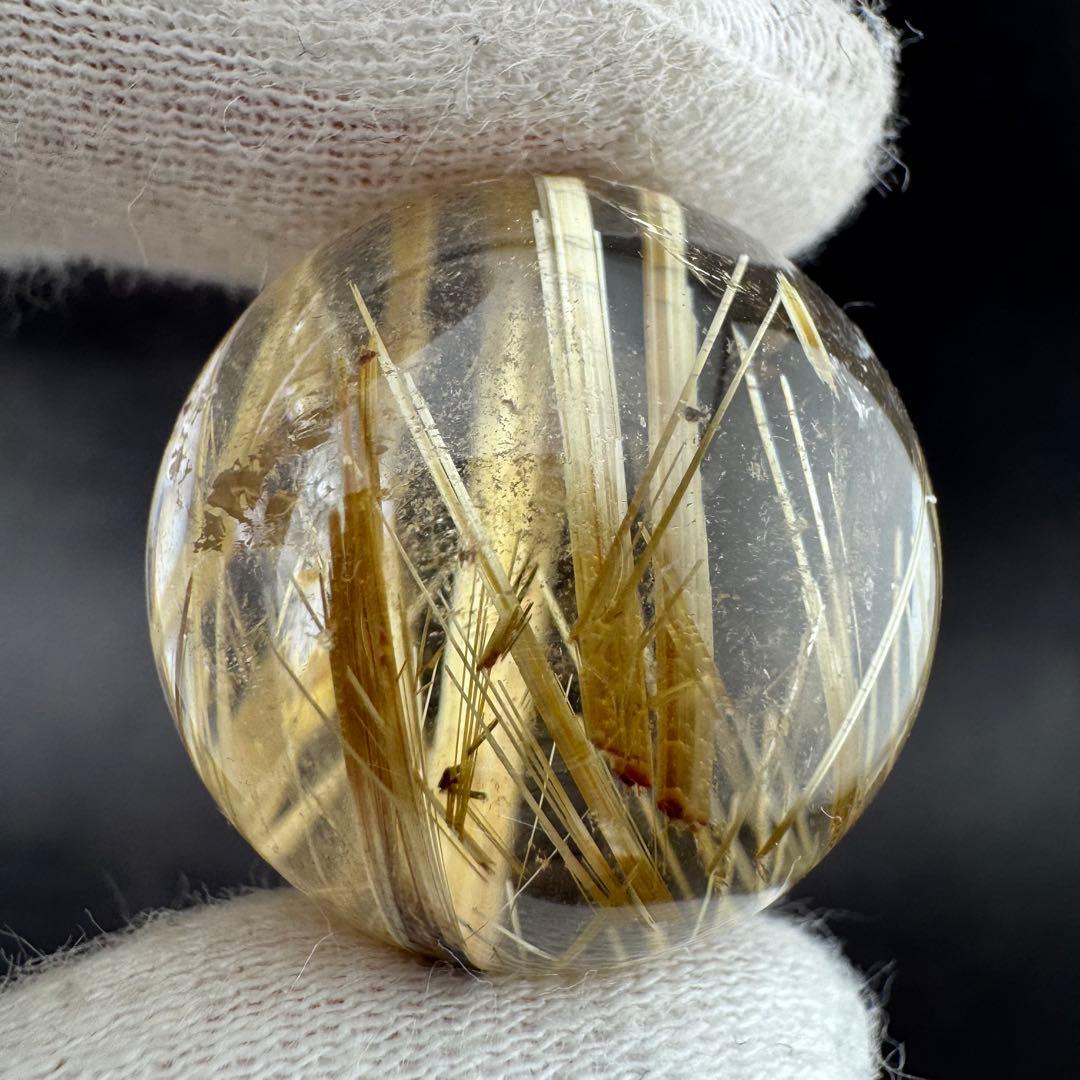 M-14タイチンルチルスフィア　丸玉　天然石　クリスタル　タイチンルチルクォーツ