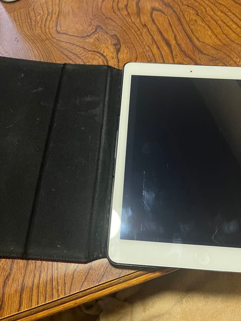 Apple iPad Air Wi-Fi+Cellular 本体 日本語設定