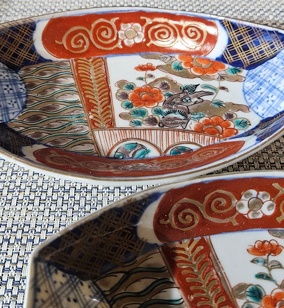 江戸時代末期〜明治時代　錦手　金彩色絵　唐獅子に花の図　花唐草文様　舟形皿2客