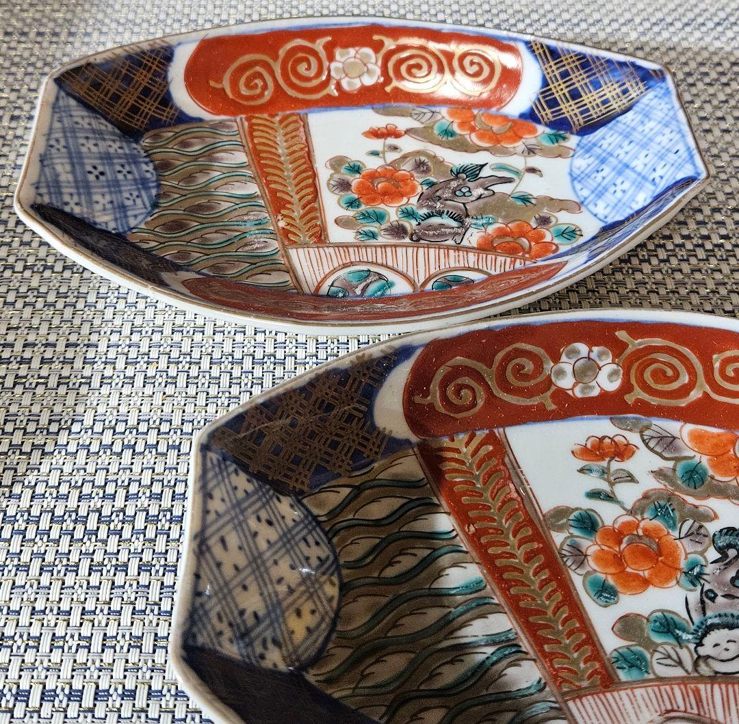 江戸時代末期〜明治時代　錦手　金彩色絵　唐獅子に花の図　花唐草文様　舟形皿2客