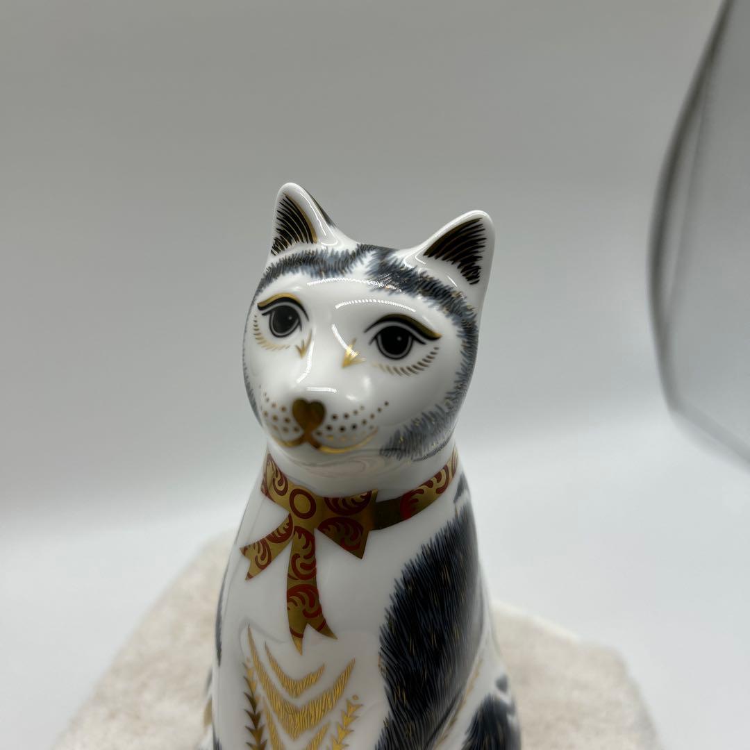 猫の置物　マザーキャット