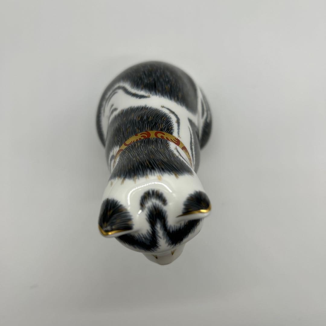 猫の置物　マザーキャット