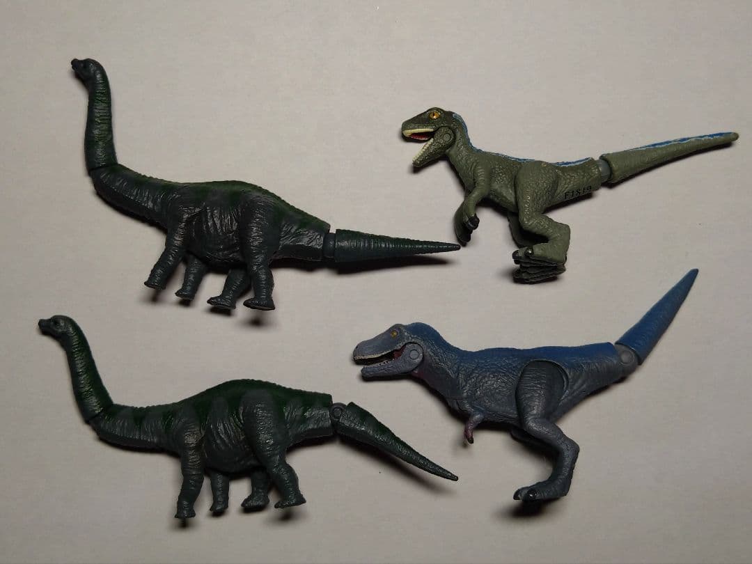 アニア　ティラノサウルス　その他　恐竜