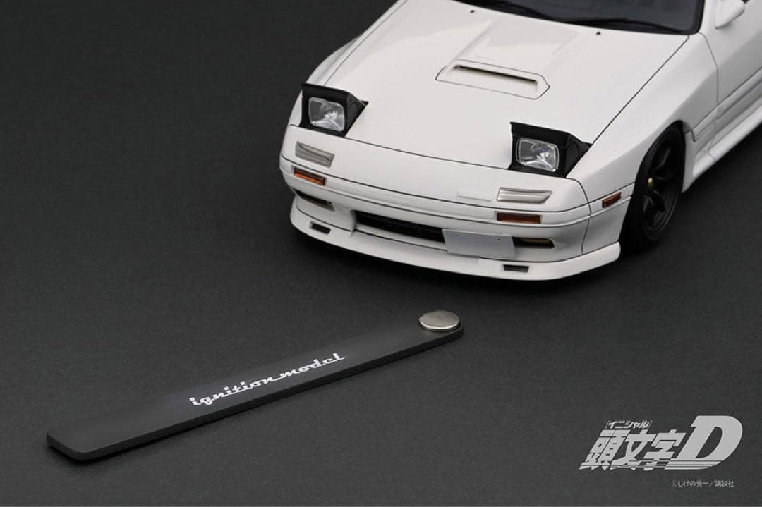 【限定60台在庫1台！】1/18 Mazda Savanna RX-7 頭文字D