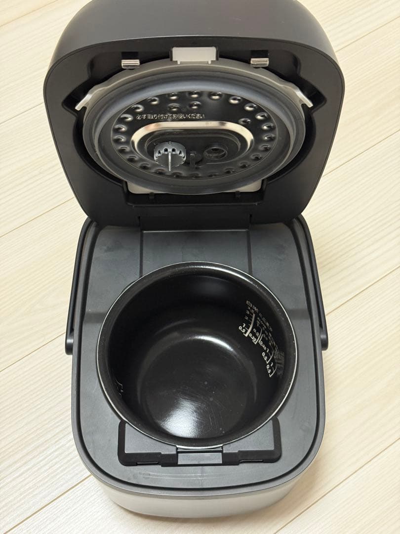 東芝 圧力IHジャー炊飯器 3.5合炊き 0.63L RC-6PXR