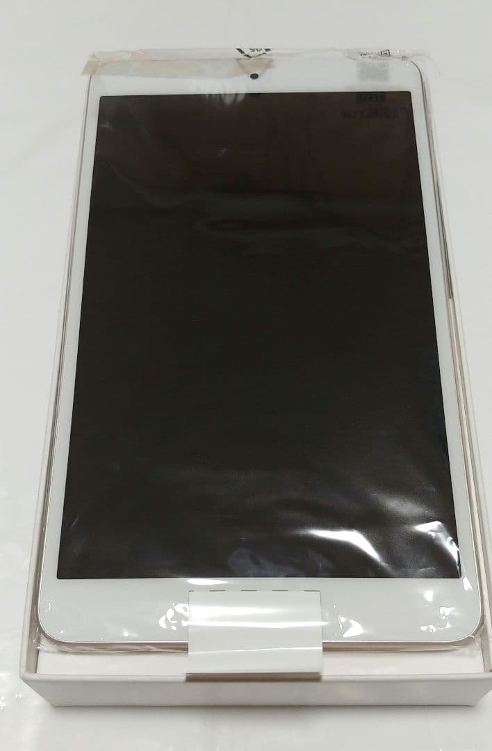 ほぼ未使用 docomo dtab d-02K ゴールド simロック解除済み