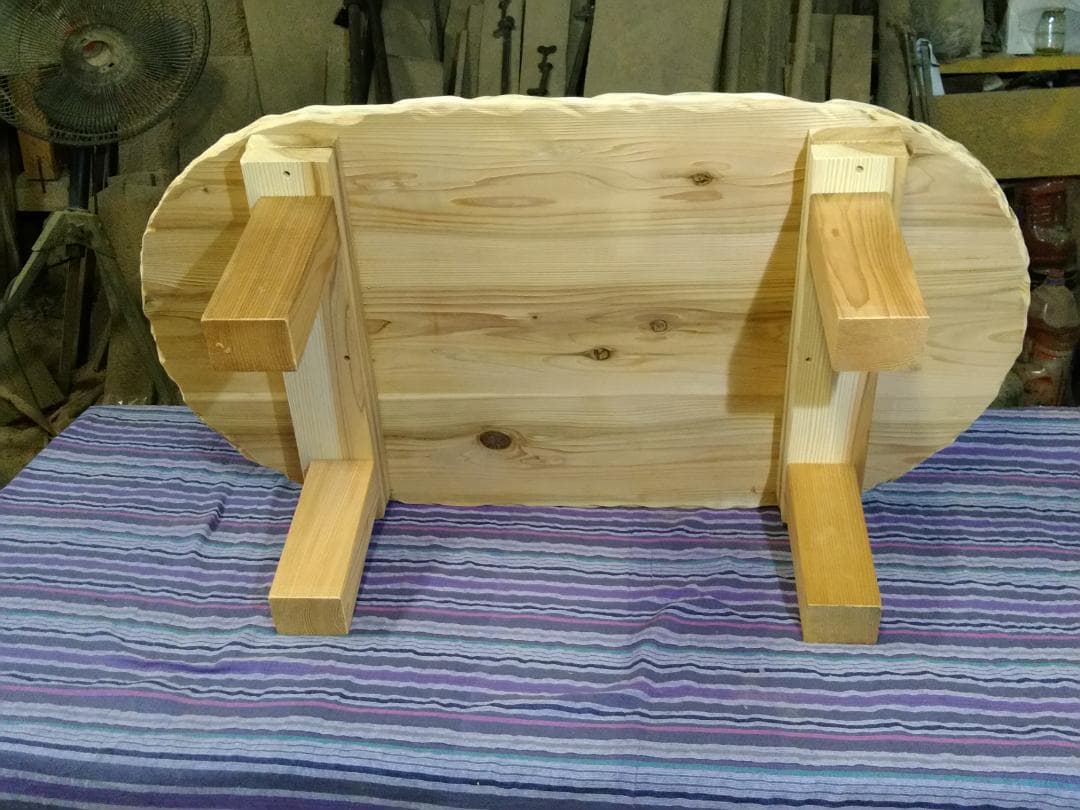 出来たてどうぞ木の良い香り！コヤ木工こだわり制作！国産天然木●円卓テーブル