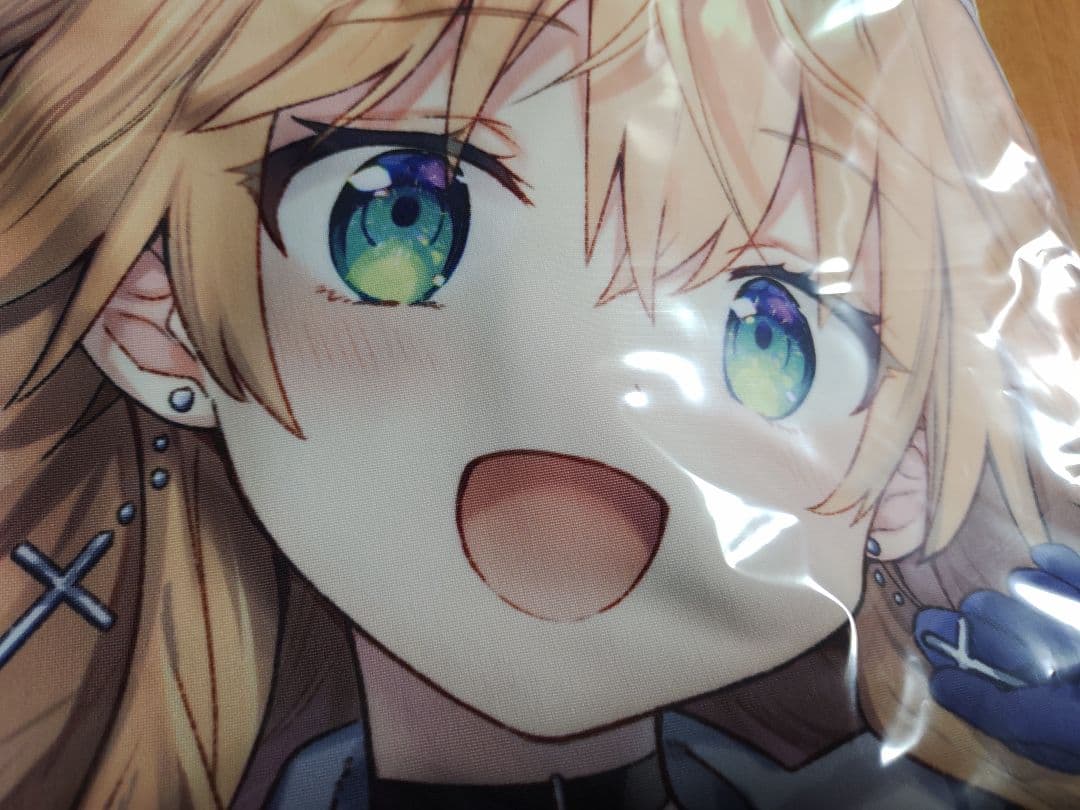 アズレン ル・テメレール 抱き枕カバー りいちゅ 正規品 中古