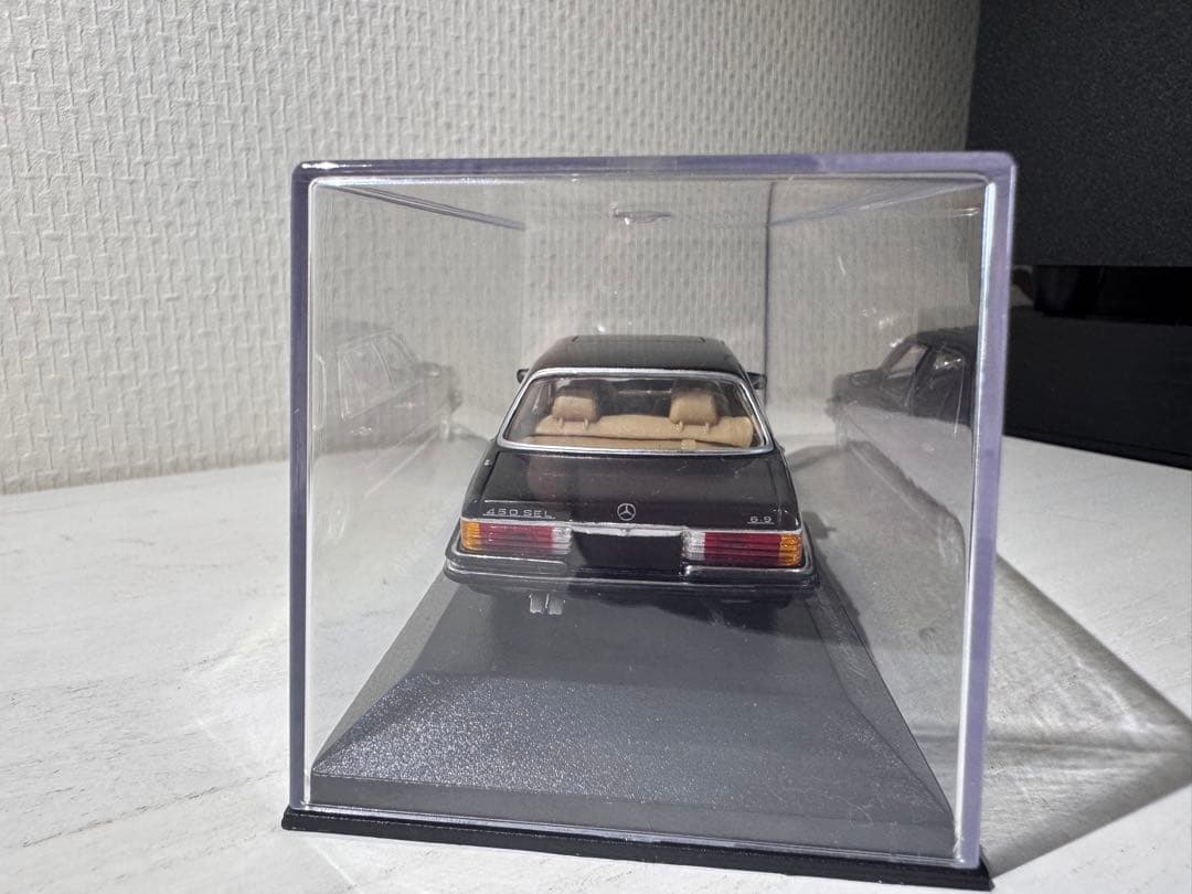 Mercedes-Benz Typ W116 ミニカー1/43黒