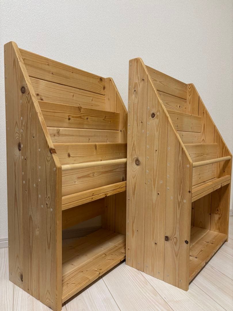 絵本棚　二つセット