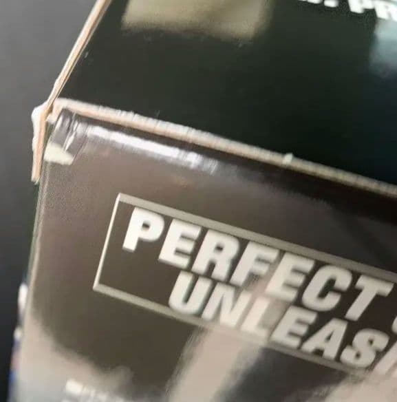 ロボット RX-78-2 GUNDAM PERFECT GRADE UNLEASHED