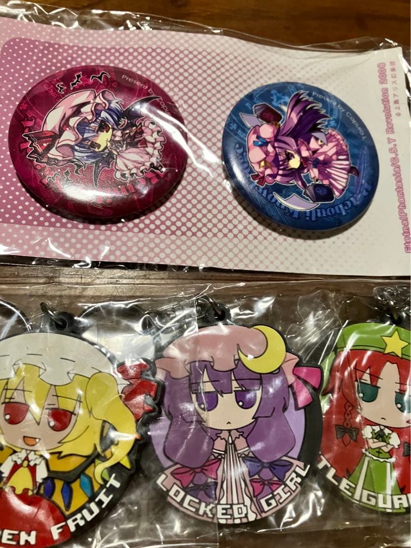 新品未使用　東方プロジェクト　グッズ　レミリア　缶バッチ　キーホルダー