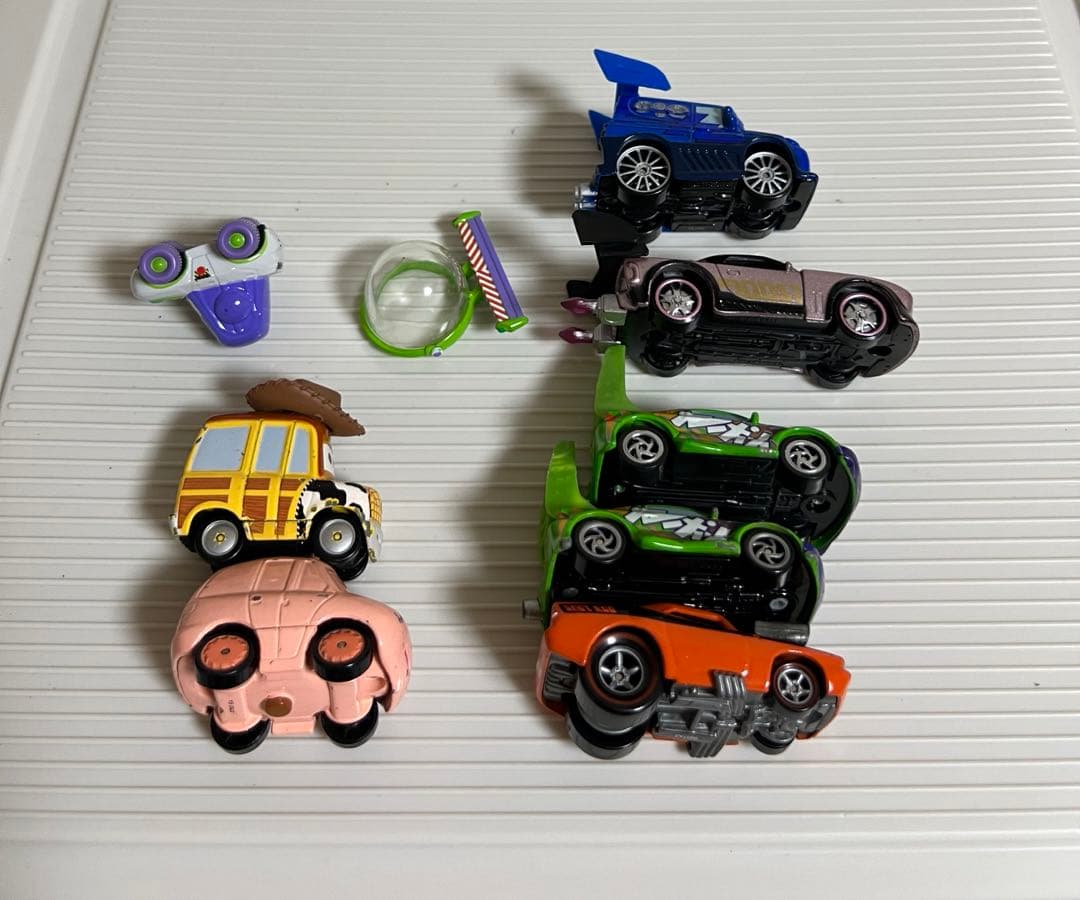 カーズ、ミニカー、暴走車、ウッディー、ハム