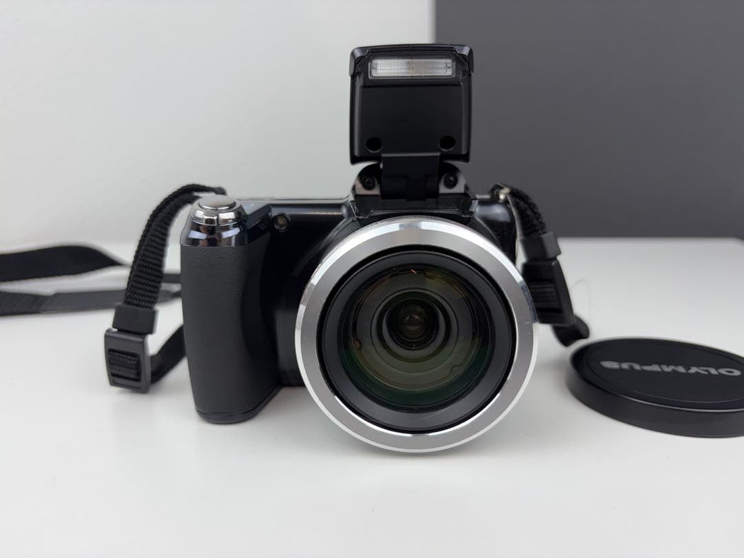 OLYMPUS SP-810UZ コンパクトデジタルカメラ