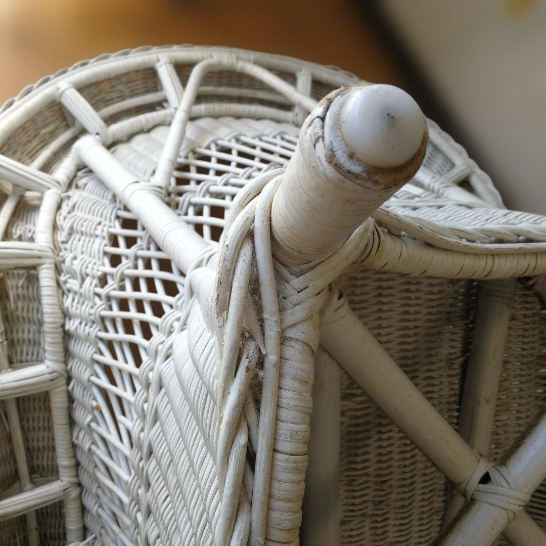 B ホワイトラタン編み込み椅子　籐家具