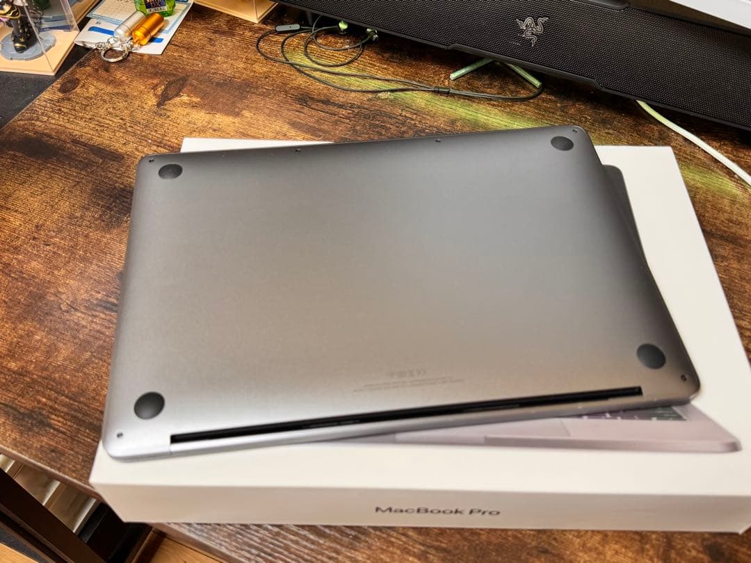 MacBook本体 MacBook Pro13 M1 16GB 512GB