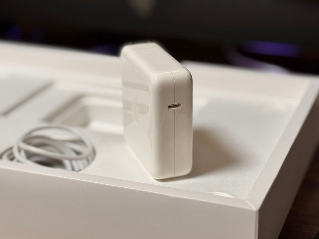 MacBook本体 MacBook Pro13 M1 16GB 512GB