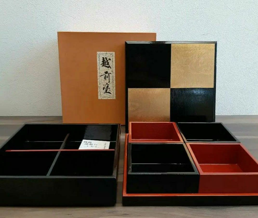 新品！作家もの！金箔！美しい越前塗！市松模様のお重、定価5万円！和洋折衷◎