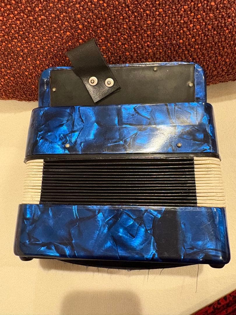 （美品即演奏可）L'enfant ミニアコーディオン 青　フランス製 取説無し