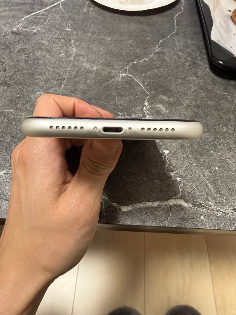 iPhone11 シルバー 128GB