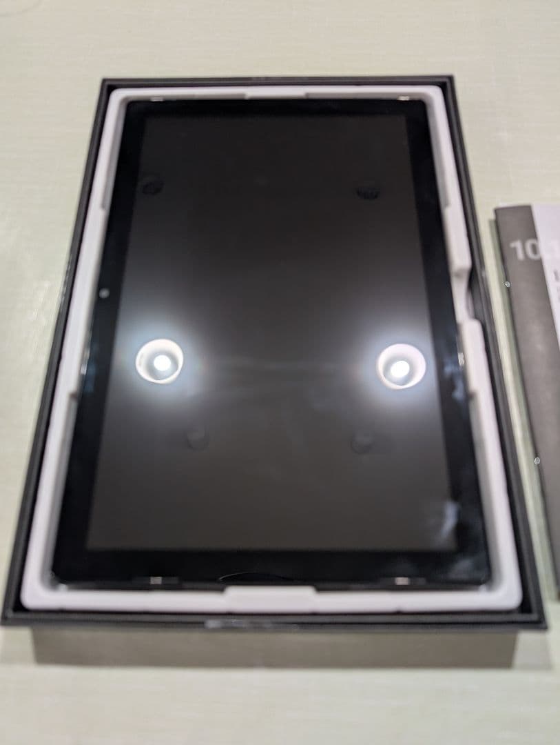 スリーズ　10.1インチタブレット　スリコ