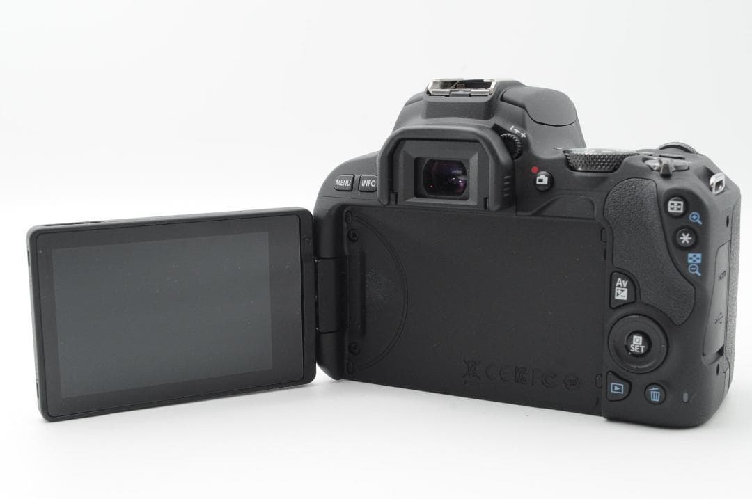 ▲新品級③▲夏ボーナスSALE Canon EOS Kiss x9 ダブルレンズ