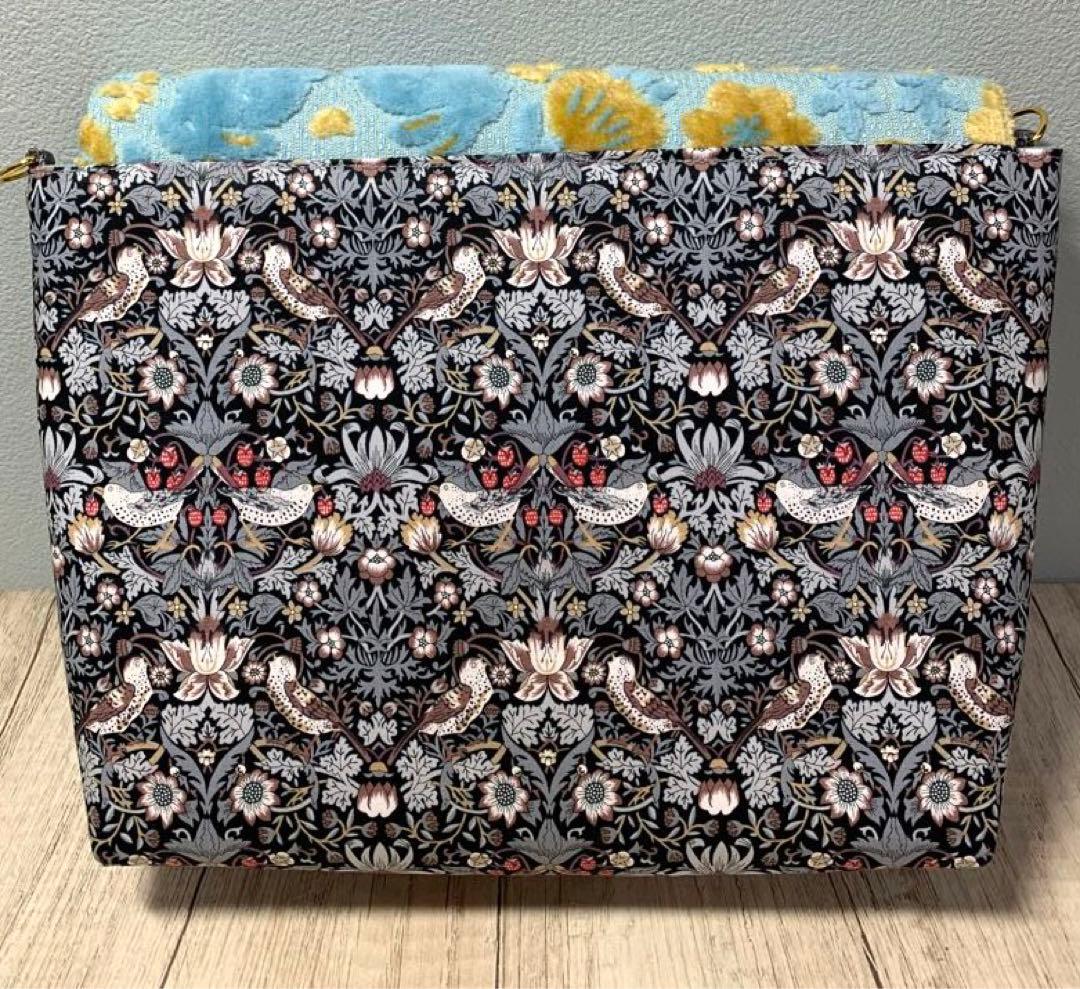 もふもふノスタルジア ストロベリーシーフ ショルダーバッグ ジョリーフルール